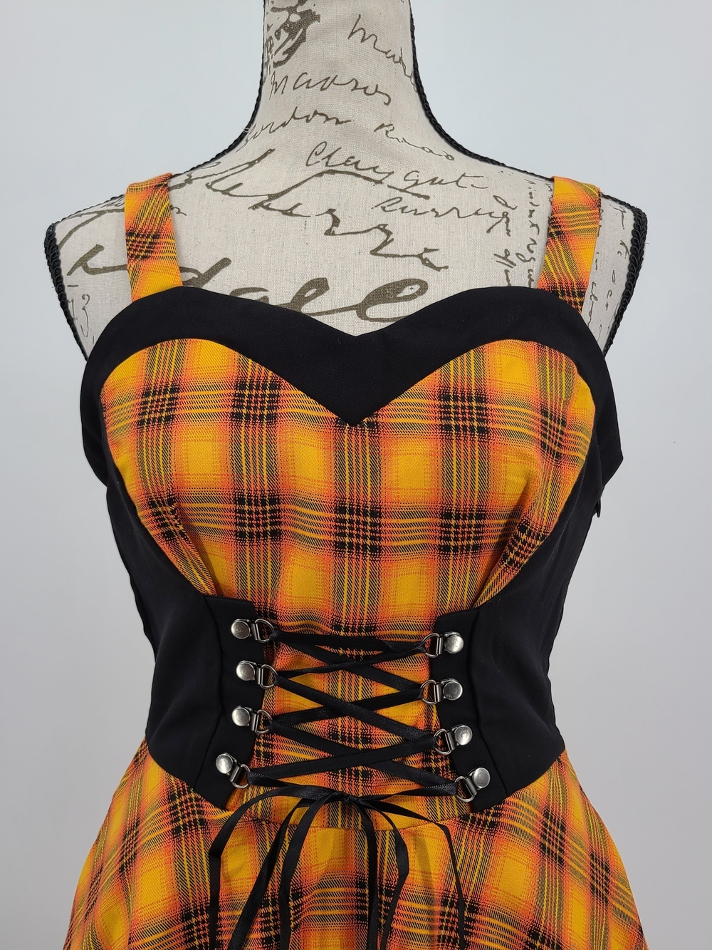 Unique Vintage's Orchid Bloom Plaid Corset Bodice Fit & Flare Midi Dress Size 8 - Picture 2 of 12